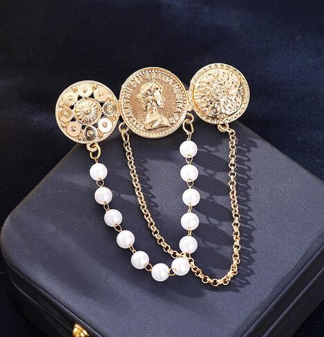 Gold-Toned Round Coin Tassel Chain Brooch Pin for Women Vintage Princess Queen Ball Chains Drop Dangle Brooches Pins Elegant Party Dress Accessories Jewelry Souvenir in Kuwait