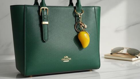 Mango Bag Charm Purse Accessories Charms Yellow Fruit Keychain Gold Metal Chain Purse Accessory in Saudi Arabia