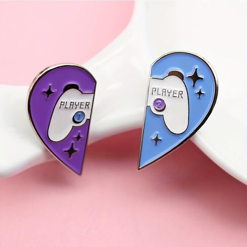 2pcs Stylish Half Heart Brooch for Gamers - Blue and Purple Player Badge Lapel Pin in Kuwait