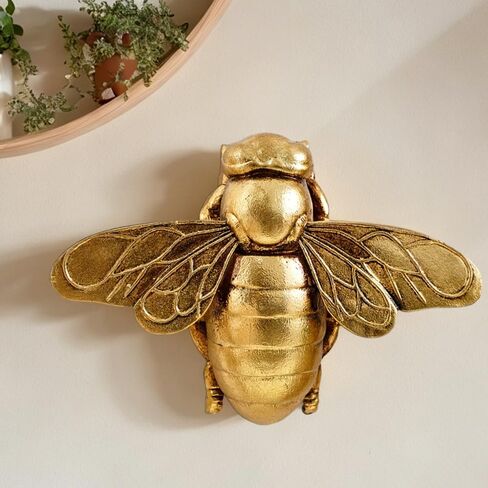 Innovative Design, Golden Bee Wall Art - Creative Resin Craft for Home & Office Decor,Insect Enthusiasts, Indoor Vertical Hanging Ornament in Kuwait