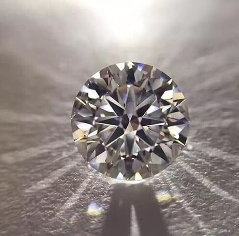 Natural Diamond Round Cut 5.90 Carat (CT) D Grade Certified Loose Gemstone - High Clarity, Excellent Brilliance, Ideal for Fine Jewelry, Engagement Rings in Kuwait