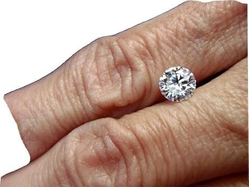 Natural Diamond Round Cut 5.90 Carat (CT) D Grade Certified Loose Gemstone - High Clarity, Excellent Brilliance, Ideal for Fine Jewelry, Engagement Rings in Kuwait
