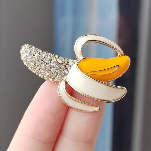 Crystal Banana Brooch Pin for Women Tropical Banana Enamel Brooch Unique Fruit Pin Dainty Christmas Birthday Jewelry Clothing Backpack Jacket Hat Decoration in Kuwait