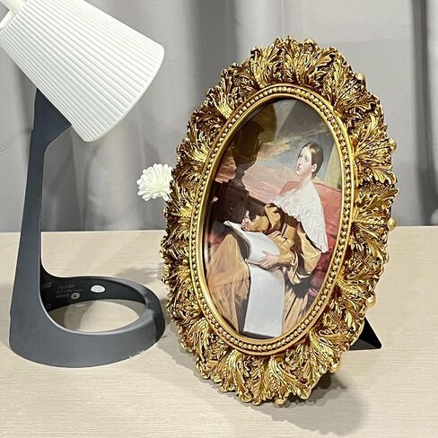 JANDERART Vintage Oval Picture Frame 8x10 Inch, Antique Ornate Photo Frames with Glass Front, Leaf Design, Tabletop & Wall Hanging, Photo Gallery, Gold in Saudi Arabia
