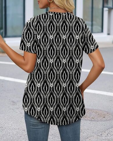 Womens Crewneck Shirts Summer Short Sleeve Tops Ladies Fashion Pleated Loose Tunic Blouse for Leggins in Kuwait