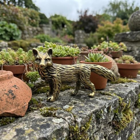 Mini Fox Figurine Small Brass Animal Statue Tiny Metal Fox Figurines for Home and Desk Decor Vintage Animal Sculpture Feng Shui Office Table Decoration in Saudi Arabia
