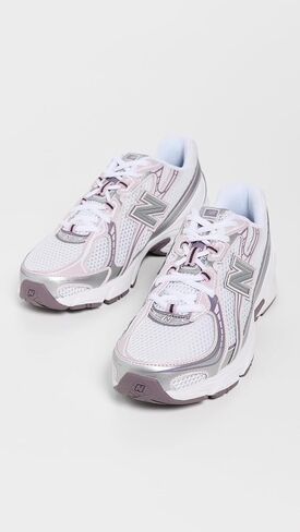 حذاء رياضي New Balance 740، أرجواني أبيض، 7.5 أمريكي للنساء/6 رجال أمريكيين in Kuwait