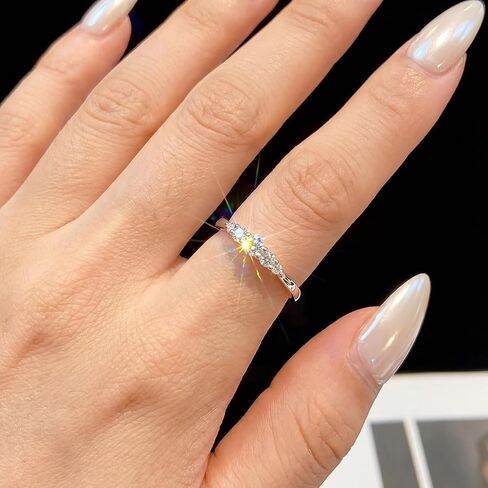 1 Pc 925 Silver Synthetic Moissanite Rings Classic Silver 0.1ct Elegant Ring For Women Anniversary Luxury Fine ladies jewelery Gifts Early Fashion Trends in Kuwait