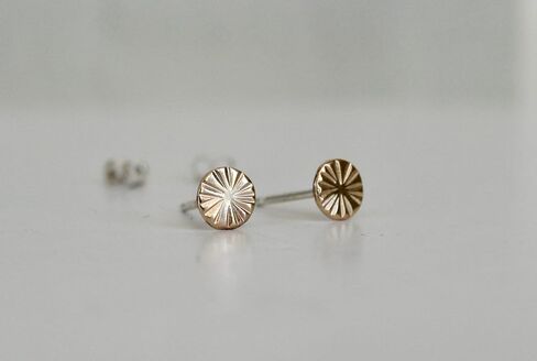 Modern 5mm Hammered Round Gold Filled Stud Earrings, Gold Filled Lobe Piercings, Sunshine Design in Saudi Arabia