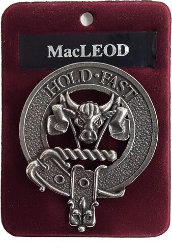 MacLeod Scottish Family Clan Crest Badge/Brooch in Saudi Arabia