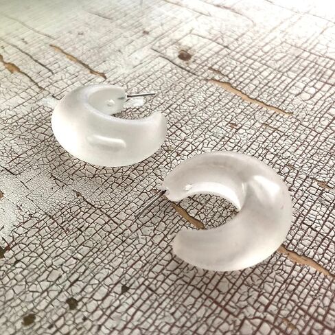 Clear Frosted Hoop Earrings | vintage frosted lucite snail shell hoops - SNL-CL-1 in Saudi Arabia