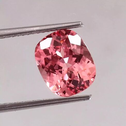Natural Flawless Ceylon Padparadscha Sapphire Cushion Loose Gemstone Cut 12x9 MM in Kuwait