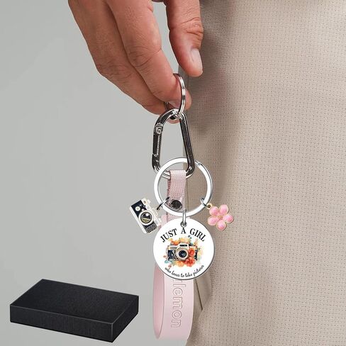 Camera Keychain Gifts For Photographers - 1 Pcs Cute Photographer Themed Keychain Mini Portable for Photographers Photo Video Lovers Bag Trave Digital Life with Gift Box in Saudi Arabia