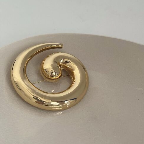 Minimalist Snail Brooch Pin Gold/Silver Plated Twist Lapel Pins Jacket Blazer Suit Hat Bag Accessories Jewelry for Women Men (Golden) in Saudi Arabia