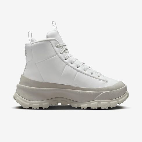 Nike Blazer Roam Mid Women's Winterized Shoes (FQ9065-100, Summit White/Light Bone/University Gold/Phantom) Size 6.5 in Kuwait
