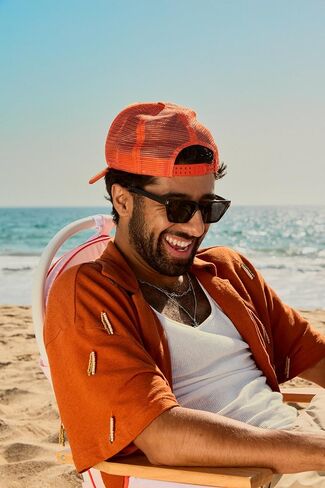 Beachy Rectangle Sunglasses in Kuwait