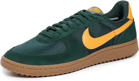 Nike Men's Field General S & T Sneakers in Kuwait