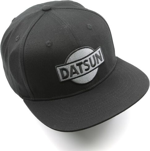 قبعة بيسبول Datsun - طراز A بحافة مسطحة - لون أسود وفضي داكن - قبعة خلفية بإبزيم in Kuwait
