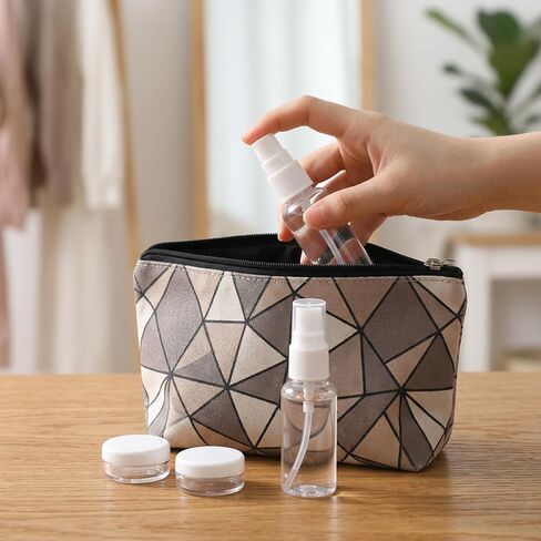 110 Pcs Mini Clear Spray Bottles 1 oz Plastic Empty Travel Bottle Fine Mist Small Spray Containers with 5 Pcs Funnels Refillable Liquid Travel Containers for Perfume Skin Toner Essential Oils in Saudi Arabia