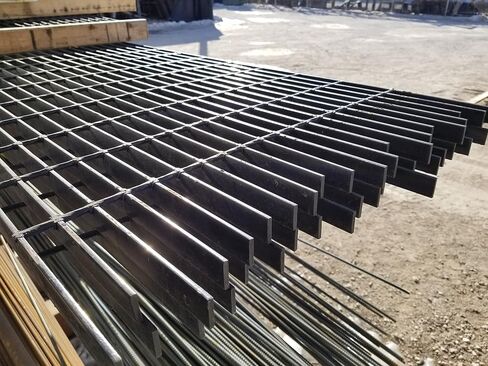 Des Moines Steel - شبكة القضبان: العرض 24 بوصة، حجم القضيب الارتفاع 1 بوصة × العرض 3/16 بوصة (1، 4 بوصات) in Kuwait