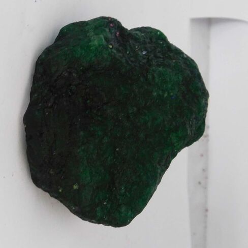 Extra Large Natural Green Emerald Uncut Rough 1360 Ct CERTIFIED Earth Mined Gems in Kuwait
