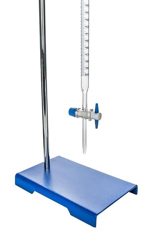مجموعة المعايرة المتوسطة من Eisco Labs - سحاحة 50 مل - بوروسيليكات فئة ب، قضيب 24 بوصة (60 سم)، قاعدة ثقيلة 8 × 5 بوصة، مشبك، رأس رئيس in Kuwait