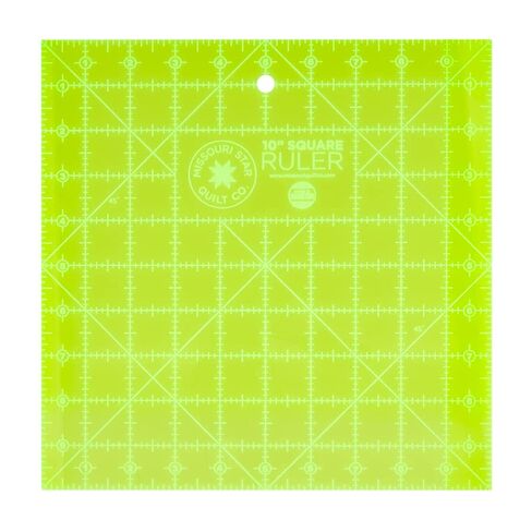 Missouri Star Quilt Co. Acrylic kilter Ruler ، 5 × 24 | حاكم قياس الخياطة وقطع النسيج | قالب أداة الحافة المستقيمة للألحفة وكعك الطبقة ومشاريع DIY الحرفية ، الأخضر in Kuwait