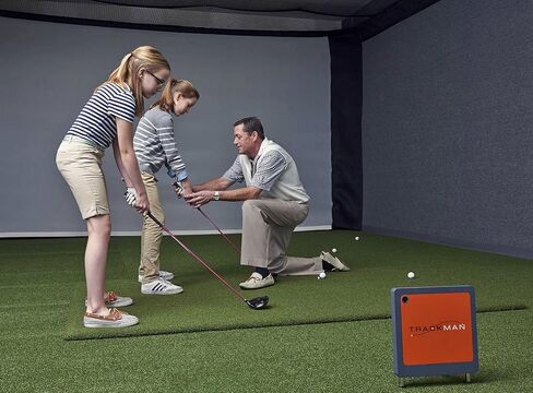 بساط ضرب الجولف الأصلي Country Club Elite من Real Feel Golf Mats مقاس 4'X6' | حصيرة الممارسة التجارية شديدة التحمل | يقبل نقطة الإنطلاق الحقيقية | تأرجح للأسفل ومن خلال | داخلي/خارجي in Kuwait