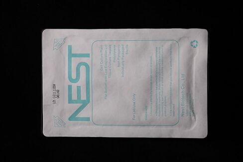 Nest Scientific 703001 Polystyrene 6 Well Cell Culture Plate, Flat Bottom, Tissue Culture Treated, Sterile, Clear, 1 per Pack, 50 per Case (Pack of 50) in Kuwait