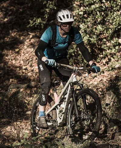 POC VPD Air Leg - Lightweight MTB Leg and Shin Protection for Mountain Biking, Trail, Enduro and Downhill in Kuwait