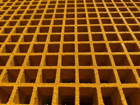 Fiberglass Grating Panel 3.2 feet * 3.9 feet in Saudi Arabia
