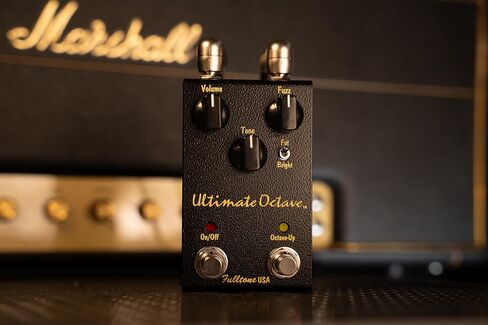 دواسة جيتار Fulltone Ultimate Octave Fuzz مع Octave Up، مفتاح سمين/مشرق، ترانزستور BC108، تجاوز حقيقي، مصنوع يدويًا في الولايات المتحدة الأمريكية، أسود in Kuwait