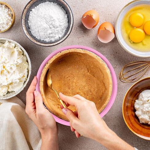EUBUY Silicone Cheesecake Pan Protector for 9'' Round Springform Pan, Cheesecake Water Bath Protector, Baking Accessories Preventing Water from Entering in Kuwait