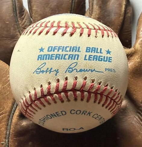 Joe DiMaggio (d. 1999) Signed Autographed Official American League (OAL) Baseball - Mueller COA in Kuwait