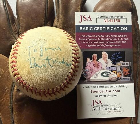 Carl Hubbell (d. 1988) Signed Autographed Official American League (OAL) Baseball - JSA COA in Kuwait