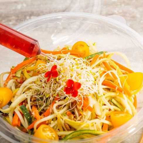 ماصات للحلويات سعة 15 ملليلترًا من Restaurantware، 250 ماصة كب كيك من درجة الطعام - قطارات بلاستيكية شفافة طويلة الساق يمكن التخلص منها للمقبلات والحلويات أو الكوكتيلات in Saudi Arabia