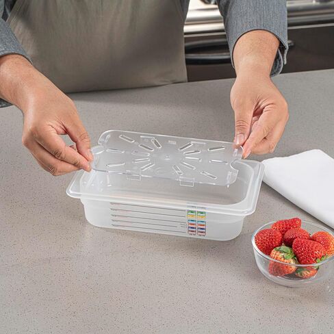 Restaurantware Plastic Drain Tray 1 Pack 8 x 4 Inches Polycarbonate Drain Tray, Clear Food Pan Insert Crack-Resistant Dishwasher-Friendly for Vegetable Draining, Thawing Meats in Kuwait