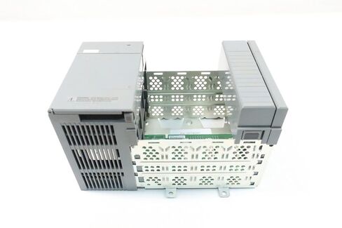 Allen Bradley 1746-A4 1746-P2 SLC-500 4-Slot Chassis W/Power Supply D622186 in Kuwait