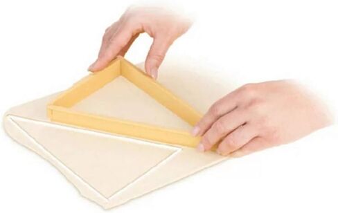 OSALADI Croissant Baking Mold Triangle Pastry Cutter 8.66X5.51X0.78In Set of 2 Home Kitchen Dough Shaper Tool for Croissant Bread and Pastry in Kuwait