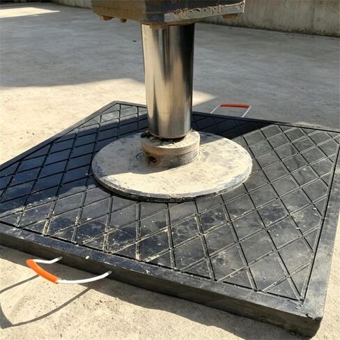 Cranes Outrigger Pads, Non-Slip Square Black Leveling Blocks, Heavy Duty Outrigger Pads, for Utility Truck, Commercial Trailer and Construction Vehicles(Square)(11.8×11.8×2"/30×30×5Cm) in Kuwait