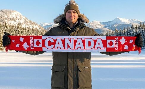 Canada Flag Scarf Canada Soccer Fans Scarf Canada Soccer Supporter Accessory Canada Fan Gear for 2026 World Football Championship Soccer Fans Souvenir in Kuwait