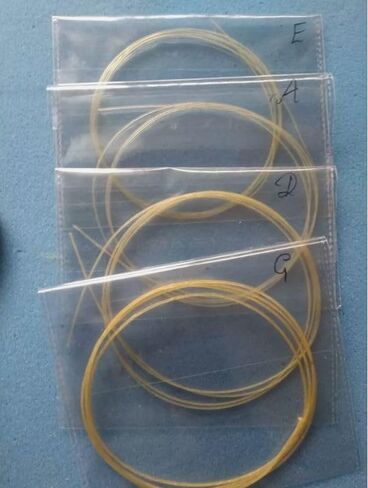 مجموعة أوتار الكمان من Gut Ecoosa، EADG، 4 عبوات، مقاس 66-78-86-110 - أوتار أمعاء حقيقية للحصول على أجمل صوت - أوتار أمعاء مخصصة لجميع الموسيقيين بما في ذلك المحترفين. in Kuwait