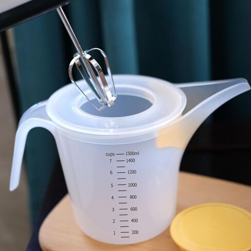 Measure Pitcher Splashs Mixing Cup with Lid & Filter 1500ml Pour Cup for Liquid Oil Vinegar Flour Kitchen Measure Pitcher with Splashs Cover in Kuwait