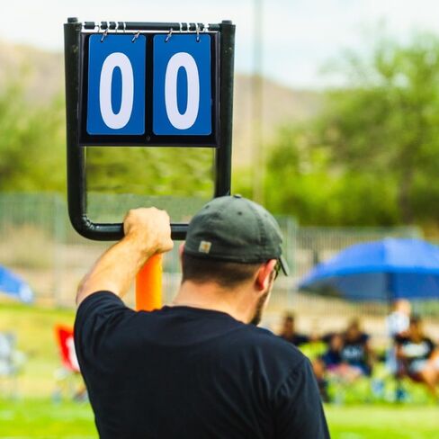 قلابة لوحة النتائج المحمولة لكرة السلة من BESPORTBLE، حافظة نقاط مزدوجة الجوانب للمسابقات الرياضية، PVC أزرق، 7.95 × 6.69 × 0.59 بوصة in Kuwait