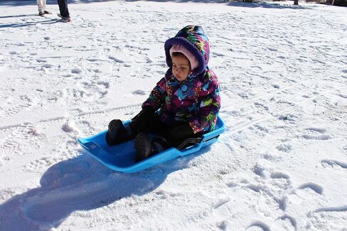 Slippery Racer Downhill Thunder Kids Snow Sled, Green in Kuwait