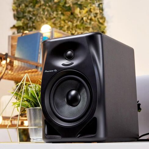 حزمة وحدة تحكم DJ Pioneer DDJ-FLX4 مع شاشات سطح المكتب DM-40D وسماعات رأس StreamEye Cans50 - وضع DJ واستوديو، اتصال مباشر RCA، rekordbox وSerato، يعمل بحافلة USB in Kuwait