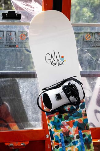 GNU B Nice Womens Snowboard, 142 in Kuwait