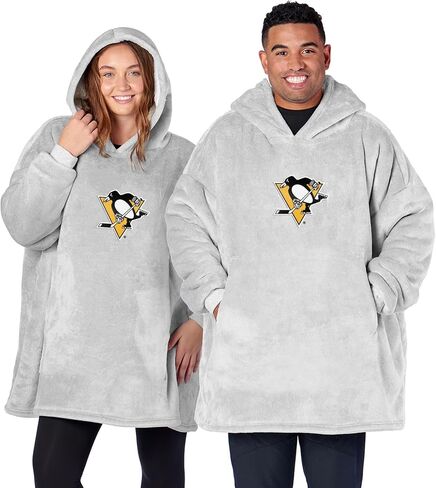 بلوفر شيربا كبير الحجم من Northwest NHL Pittsburgh Penguins Hoodler، شعار مطرز، سترة صوفية ناعمة يمكن ارتداؤها، صوف ناعم مع جيب أمامي، مقاس واحد يناسب معظم الأشخاص in Kuwait
