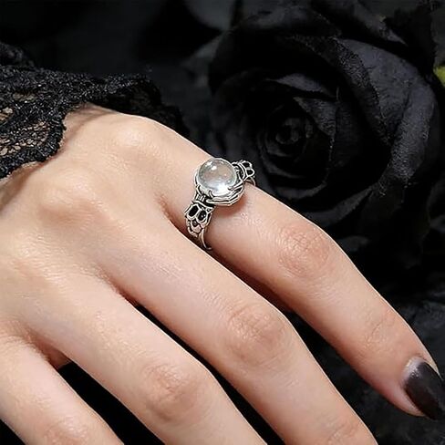 Gothic Crystal Ball Hand Ring, Vintage Skull Hand Crystal Ball Ring, Adjustable Punk Gothic Rings for Cosplay Party, Unique Gift for Women and Men in Kuwait