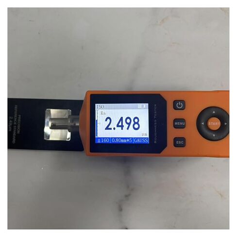 مقياس خشونة السطح. جهاز قياس خشونة الأسطح الرقمي المحمول مع شاشة LCD للمواد المعدنية والصناعية in Kuwait